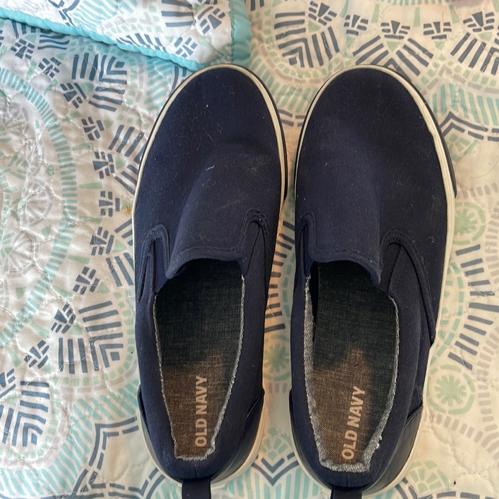 Old Navy slip on shoes